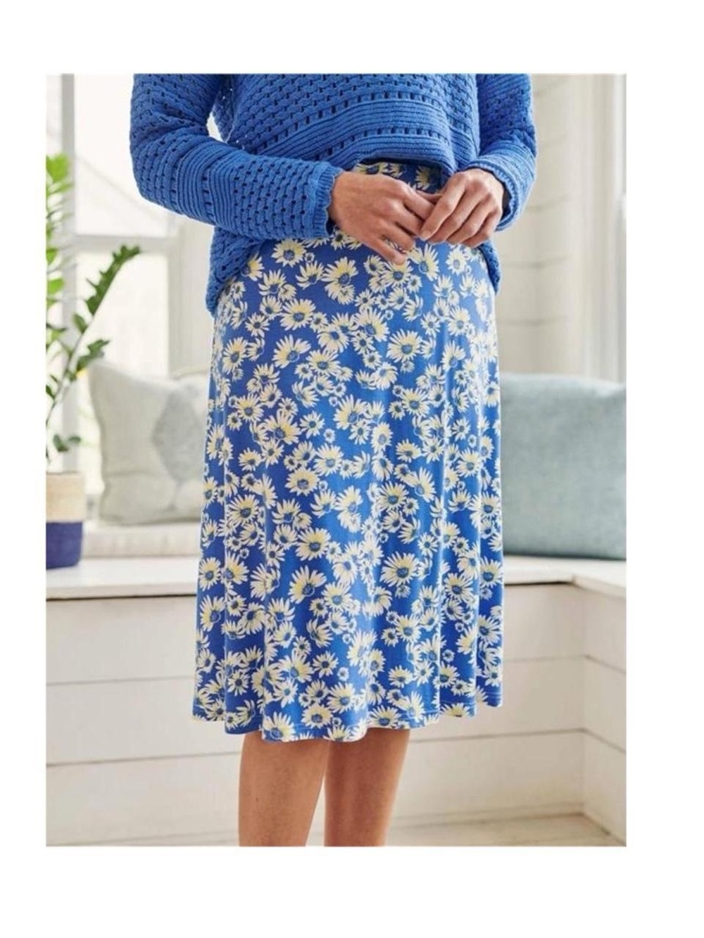 Woolovers Daisy-Print Blue Midi Skirt